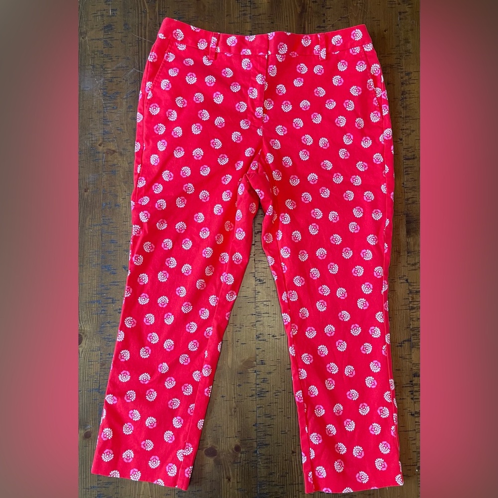 Lands' End Red/Pink/White Cropped Pants. Size 12. Mid rise and straight leg.
